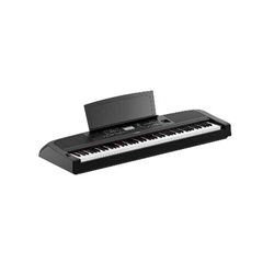 Yamaha DGX670 88 Key Black Portable Grand Digital Piano